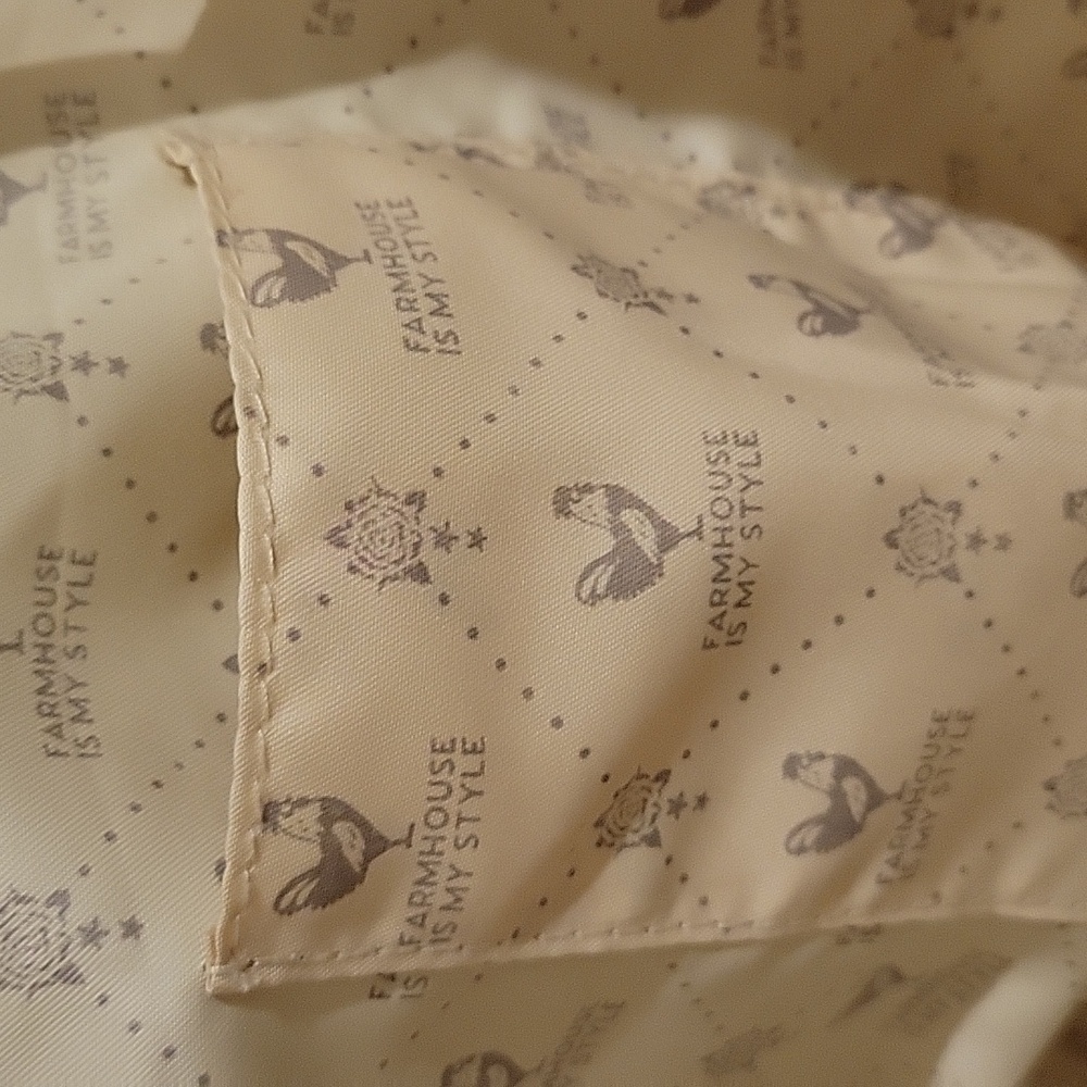 A Farmhouse Is My Style Tote Bag - Picture 4 of 5